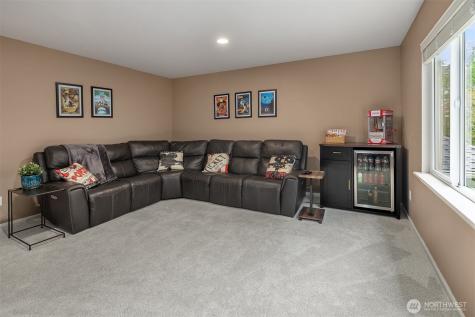 2433 201st Street SE Bothell WA 98012