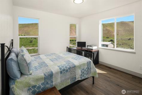 1522 Deer Valley Drive Ellensburg WA 98926