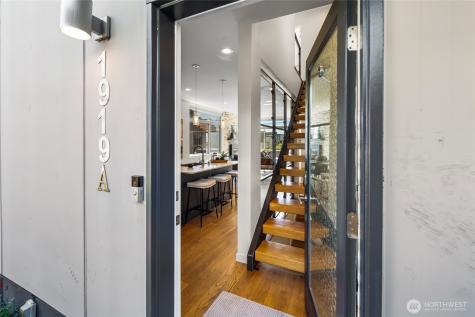1919 9th Avenue W Seattle WA 98119