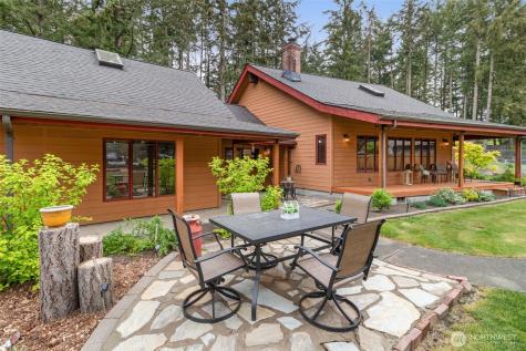 6205 255th Street Ct E Graham WA 98338