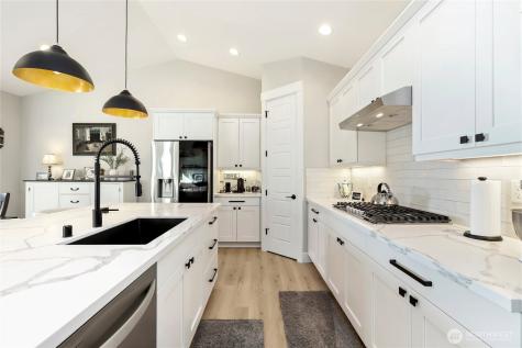 1615 Polnell Road Oak Harbor WA 98277