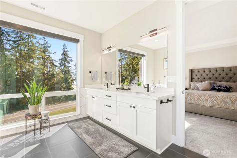 1615 Polnell Road Oak Harbor WA 98277
