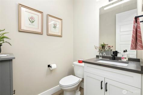 1615 Polnell Road Oak Harbor WA 98277