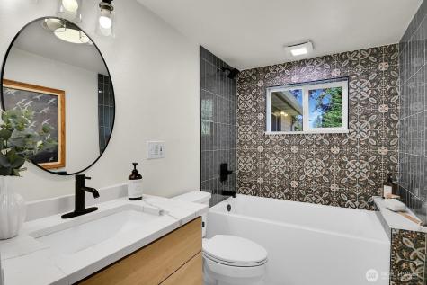 1262 SW Orchard Street SW Seattle WA 98106