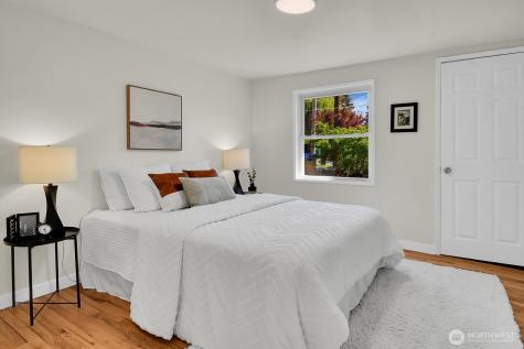1262 SW Orchard Street SW Seattle WA 98106