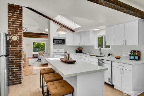 1262 SW Orchard Street SW Seattle WA 98106