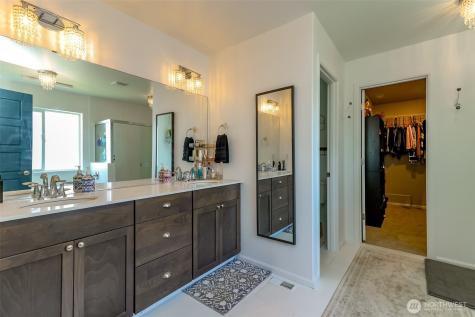 650 Mckinley Street Enumclaw WA 98022