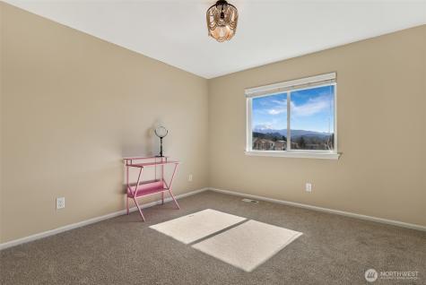 650 Mckinley Street Enumclaw WA 98022