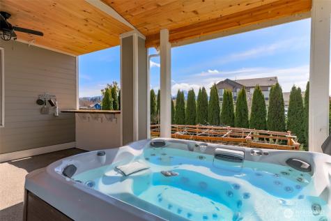 650 Mckinley Street Enumclaw WA 98022