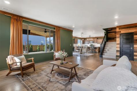 650 Mckinley Street Enumclaw WA 98022
