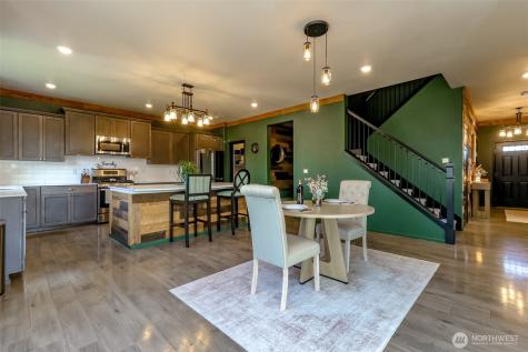 650 Mckinley Street Enumclaw WA 98022