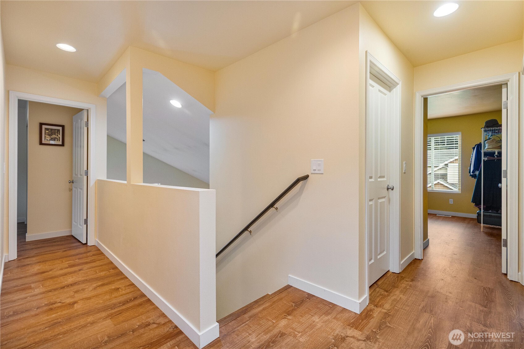 28104 Maple Ridge Way SE Maple Valley WA 98038