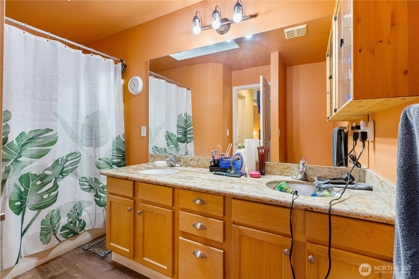 28104 Maple Ridge Way SE Maple Valley WA 98038