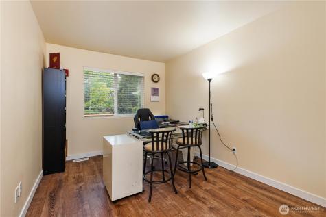 28104 Maple Ridge Way SE Maple Valley WA 98038