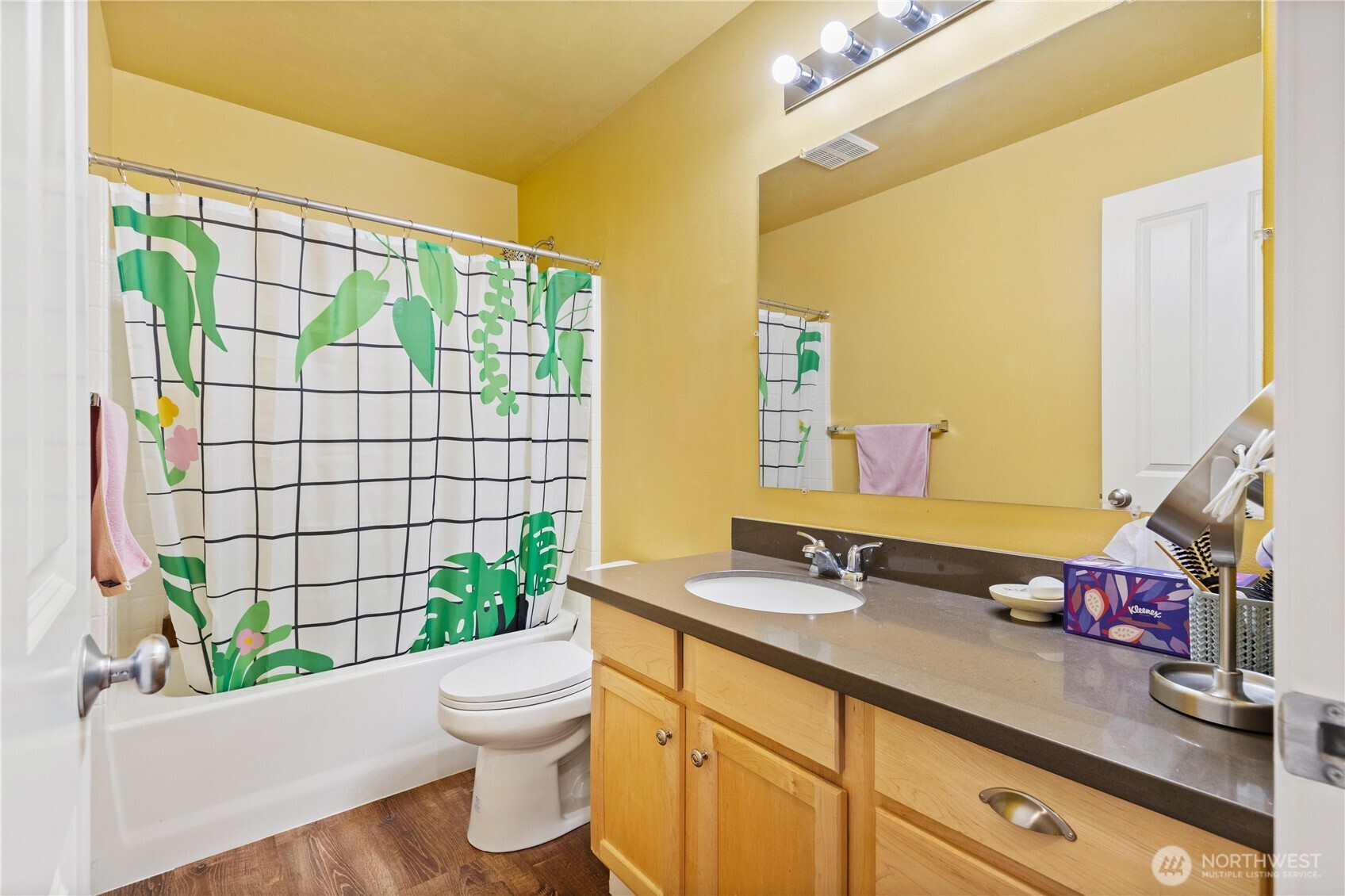 28104 Maple Ridge Way SE Maple Valley WA 98038