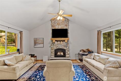 181 Cozy Lane Ronald WA 98940