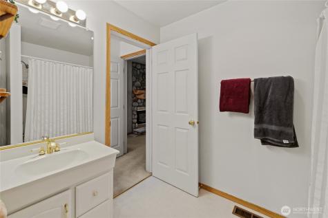181 Cozy Lane Ronald WA 98940