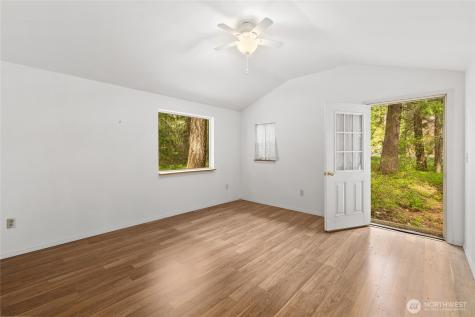 181 Cozy Lane Ronald WA 98940