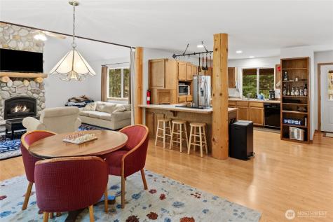 181 Cozy Lane Ronald WA 98940
