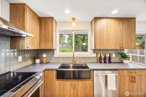 6225 122nd Avenue SE Bellevue WA 98006