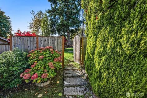 6225 122nd Avenue SE Bellevue WA 98006