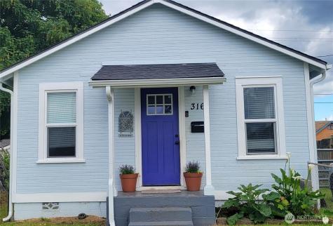 316 23RD Longview WA 98632