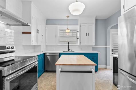 731 N 80th Street Seattle WA 98103