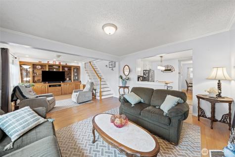 320 Coal Avenue Carbonado WA 98323