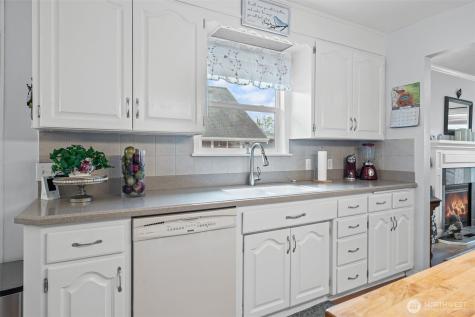 320 Coal Avenue Carbonado WA 98323