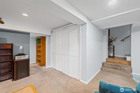 320 Coal Avenue Carbonado WA 98323