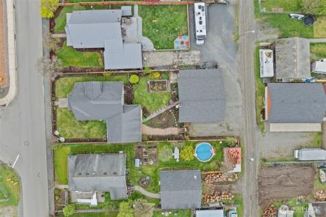 320 Coal Avenue Carbonado WA 98323
