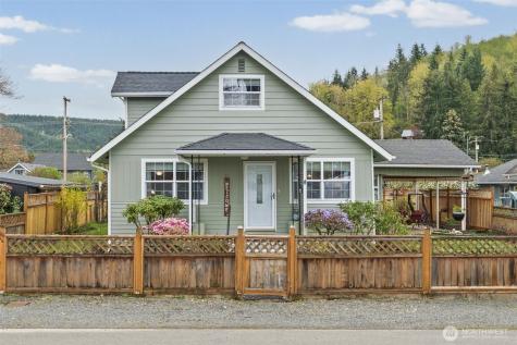 320 Coal Avenue Carbonado WA 98323