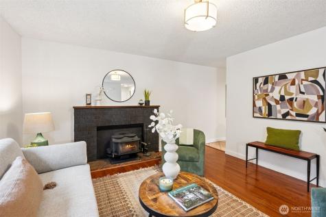 13607 97th Avenue NW Gig Harbor WA 98329
