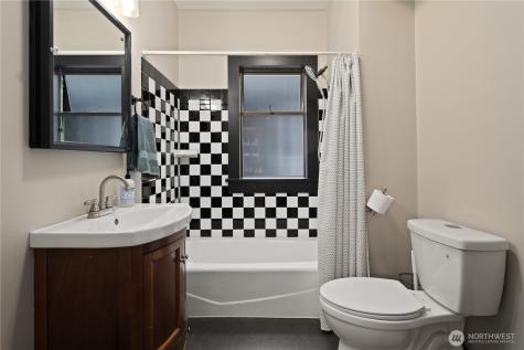4306 Burke Avenue N Seattle WA 98103