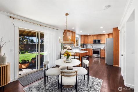1003 Shelton Avenue NE Renton WA 98056