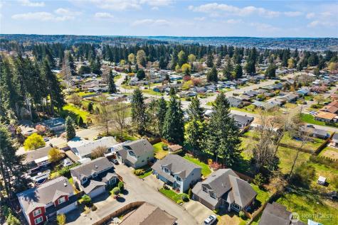 1003 Shelton Avenue NE Renton WA 98056