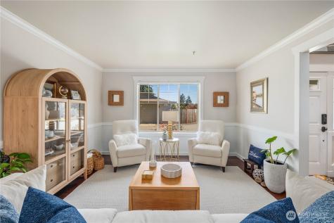 1003 Shelton Avenue NE Renton WA 98056