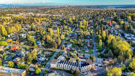 9748 Holman Road NW Seattle WA 98117