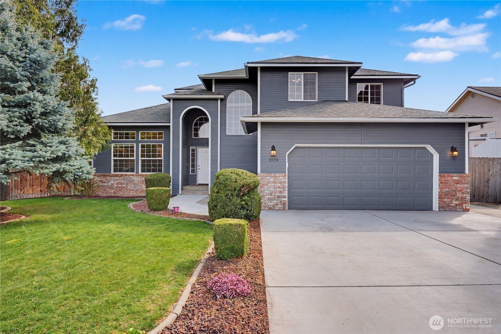 1929 Hideaway Place Wenatchee WA 98801