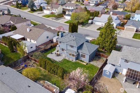 1929 Hideaway Place Wenatchee WA 98801