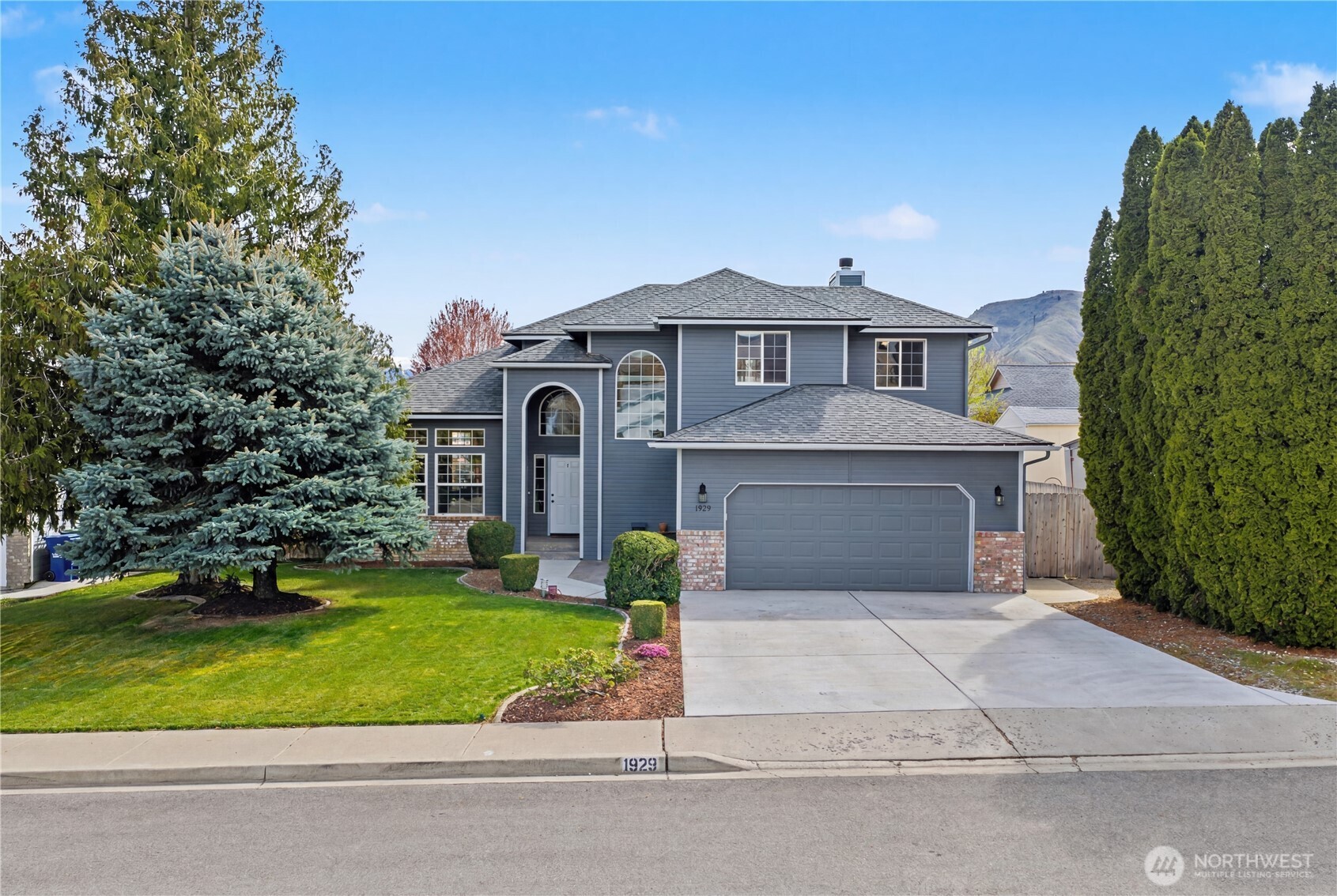 1929 Hideaway Place Wenatchee WA 98801