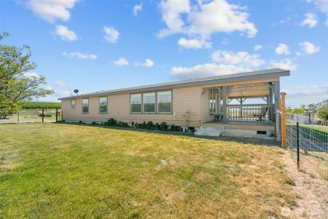1351 Nass Road Granger WA 98932