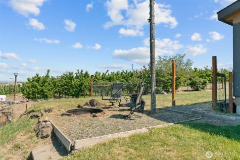 1351 Nass Road Granger WA 98932