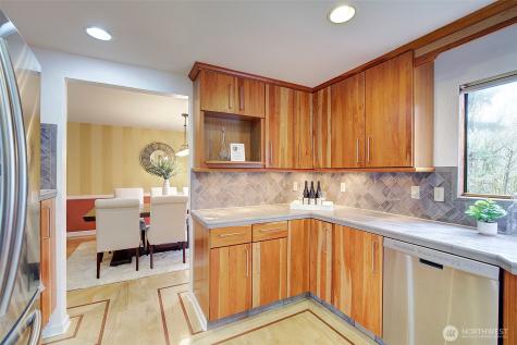 31845 197th Avenue SE Kent WA 98042