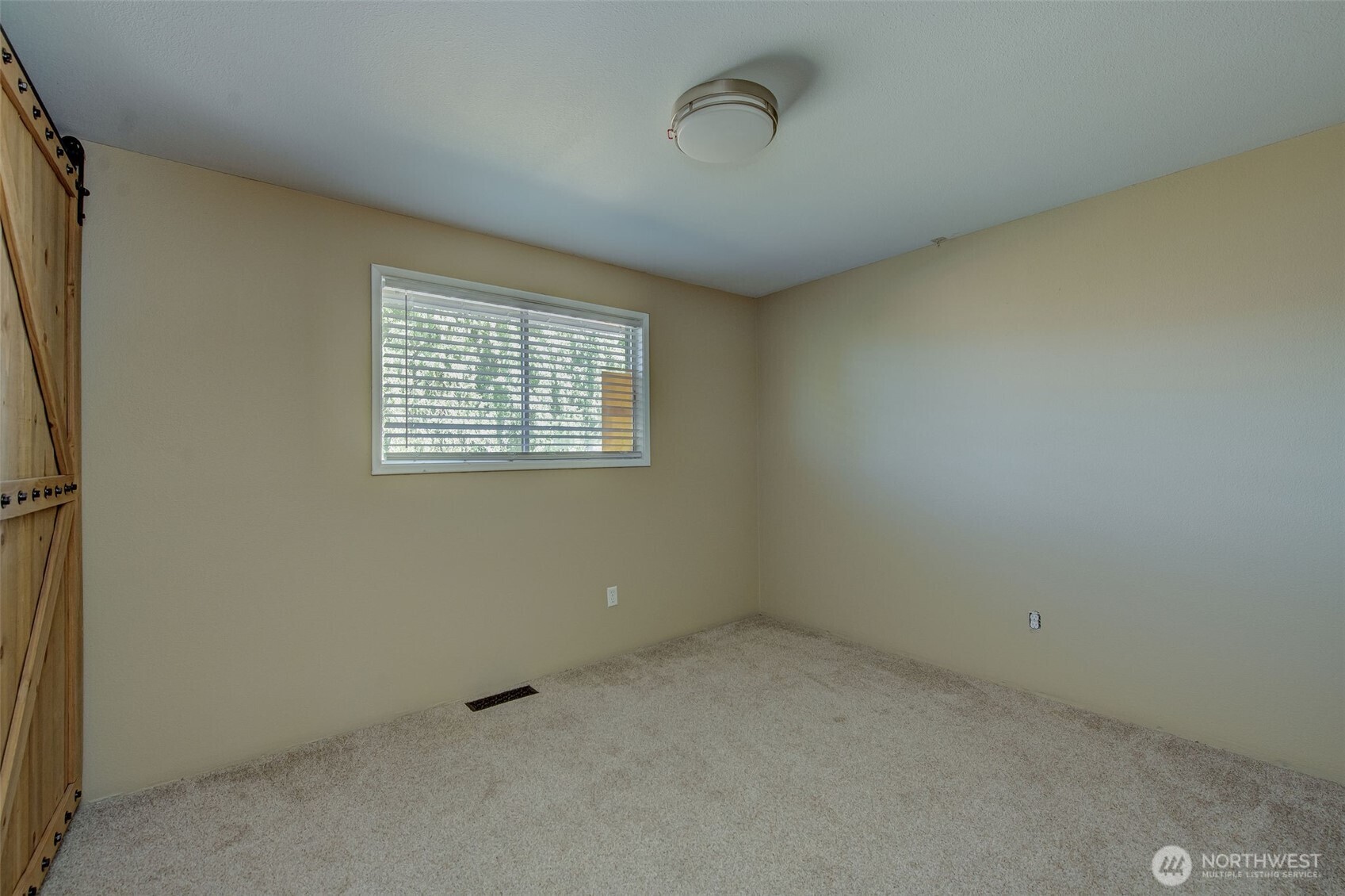 702 N Lyle Avenue East Wenatchee WA 98802