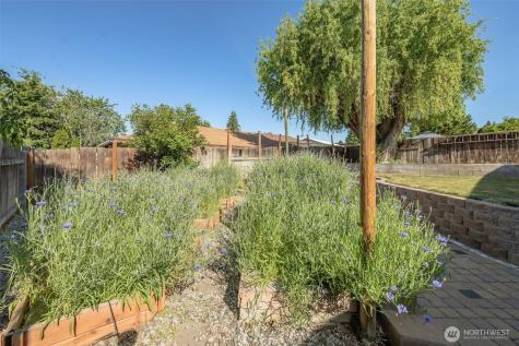 702 N Lyle Avenue East Wenatchee WA 98802