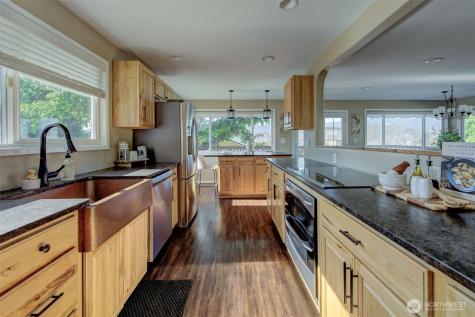 702 N Lyle Avenue East Wenatchee WA 98802