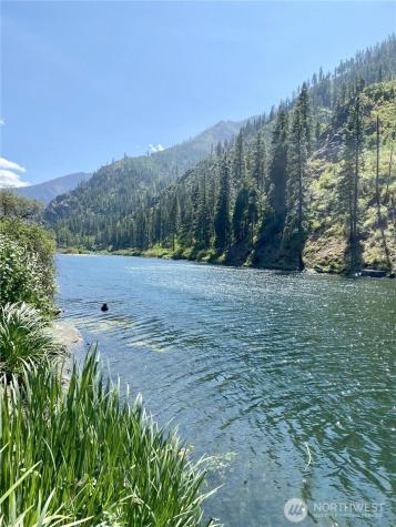 13907 Us Highway 2 Leavenworth WA 98826