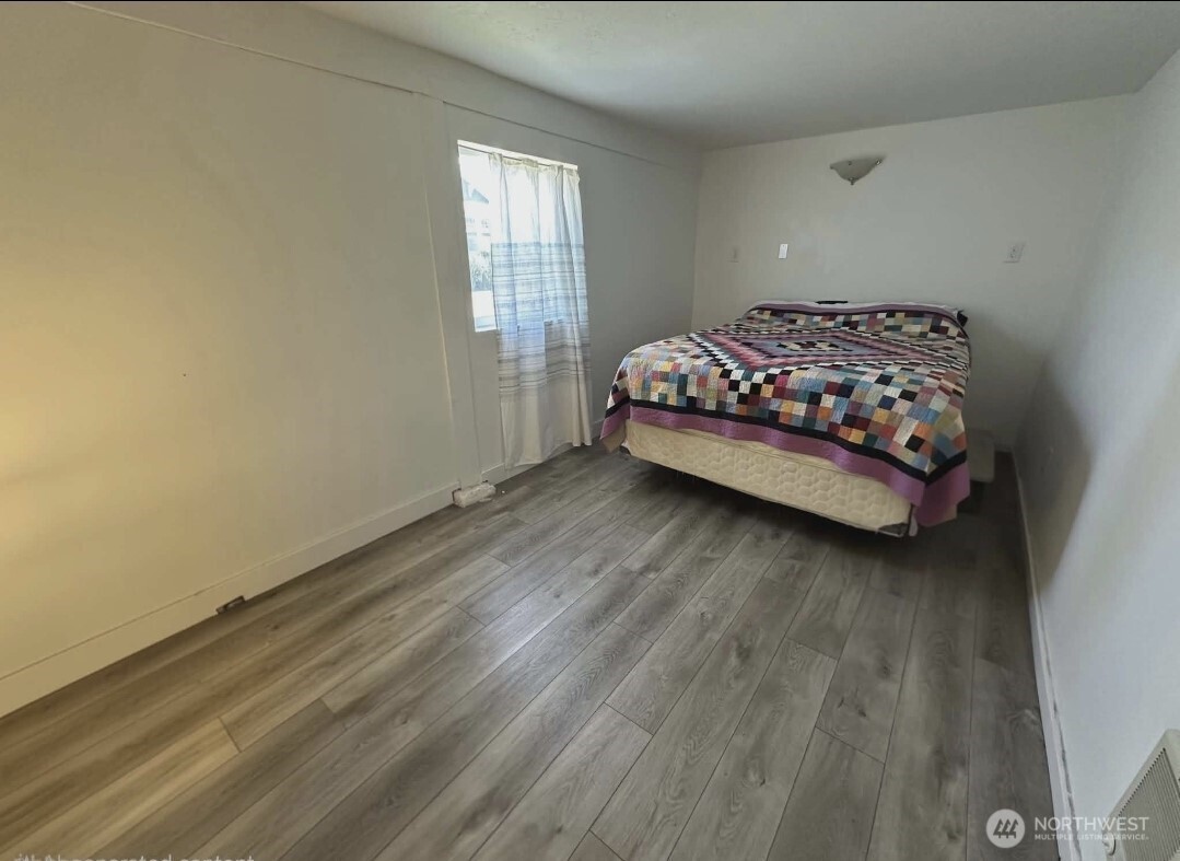 1911 Ocean Beach Boulevard S Long Beach WA 98631
