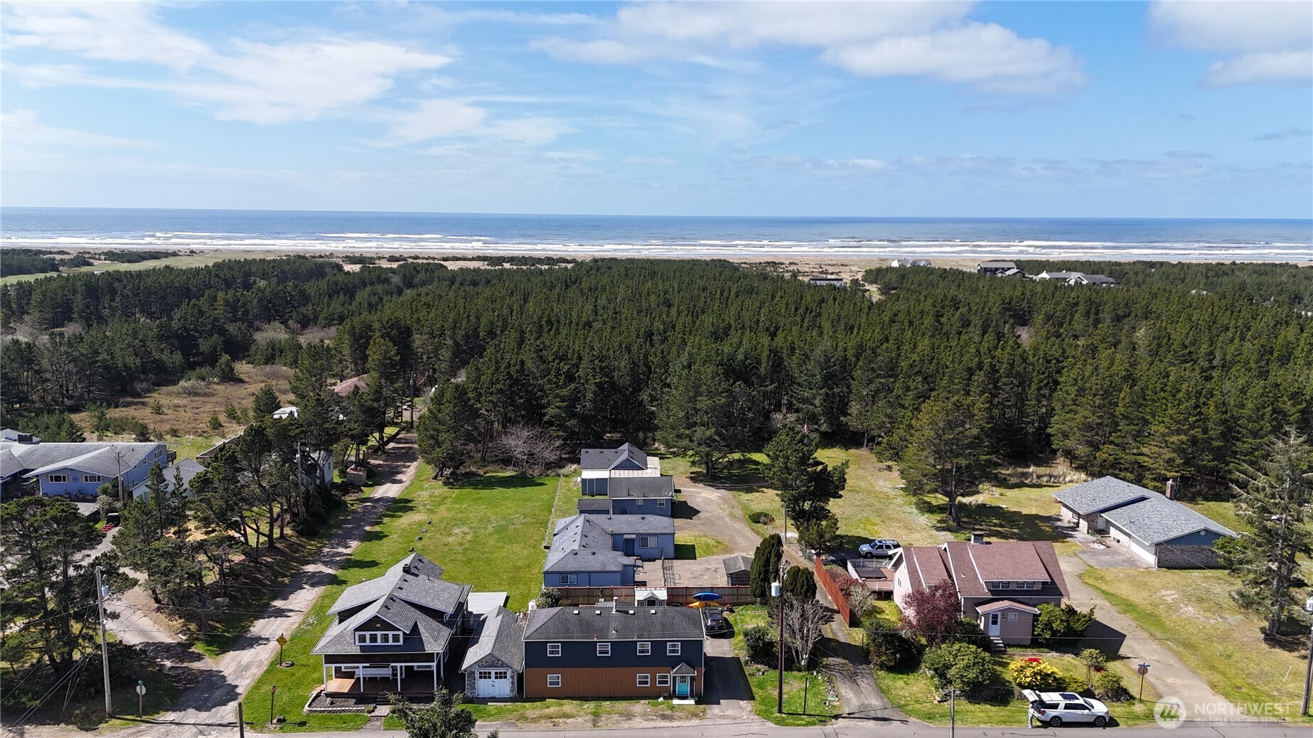 1911 Ocean Beach Boulevard S Long Beach WA 98631